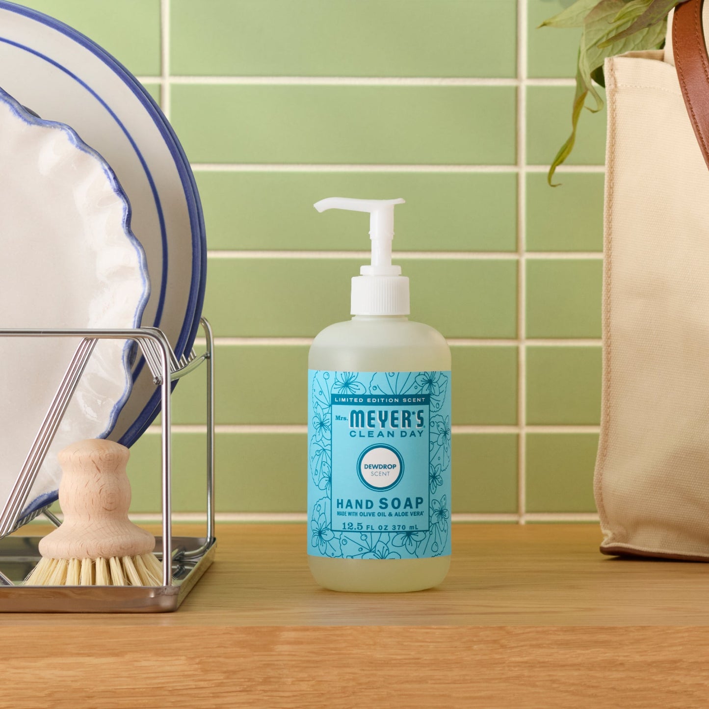 Dewdrop Liquid Hand Soap 3 - count Bundle - with Everyday Cleansing